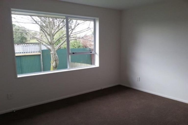 Photo of property in 1/64 Mackworth Street, Woolston, Christchurch, 8062