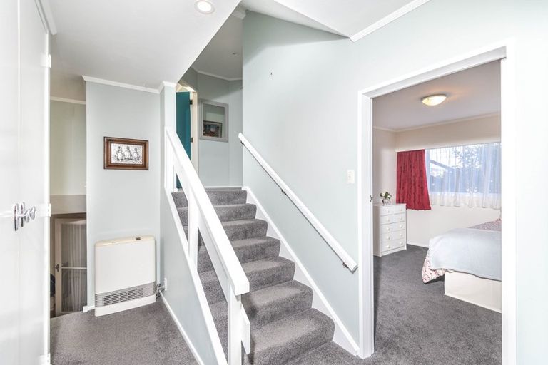 Photo of property in 5 Cranwell Street, Churton Park, Wellington, 6037