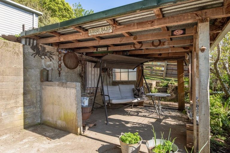 Photo of property in 83 Main Rd Havelock, Havelock, 7100