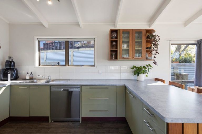 Photo of property in 205 Newcastle Road, Grandview Heights, Hamilton, 3200