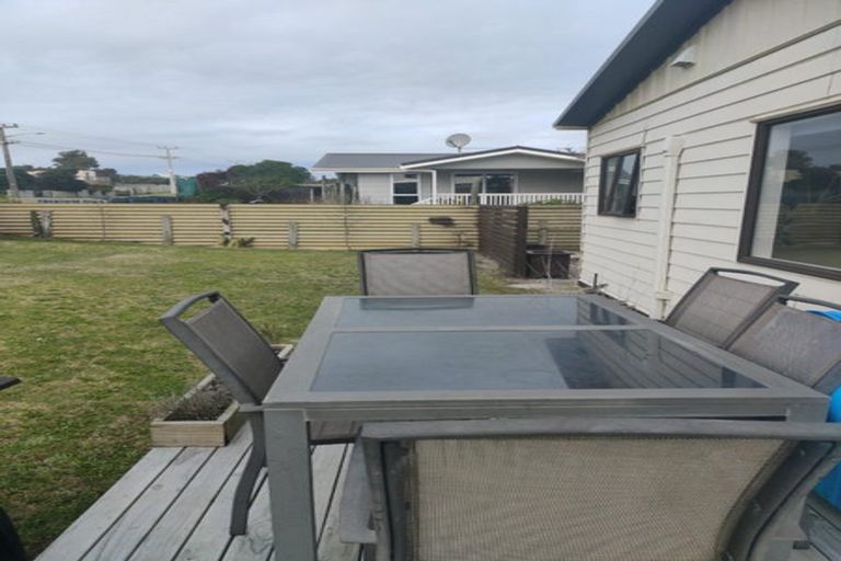 Photo of property in 186 Pukehina Parade, Pukehina, Te Puke, 3189