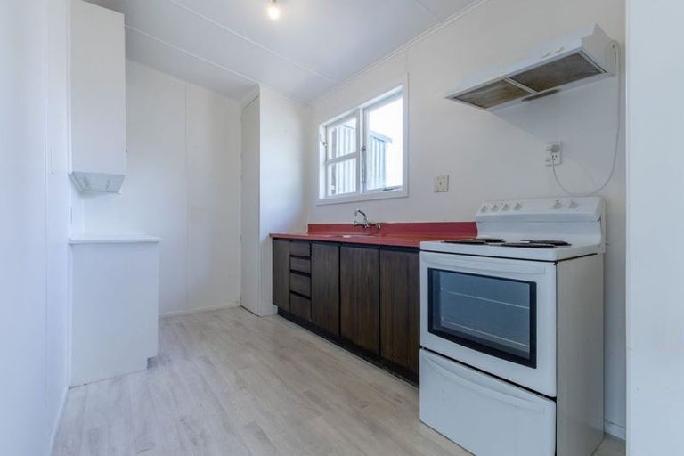 Photo of property in 162 Te Rangitautahanga Road, Turangi, 3334