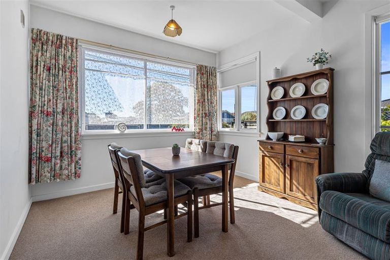 Photo of property in 1/62 Bassett Street, Burwood, Christchurch, 8083