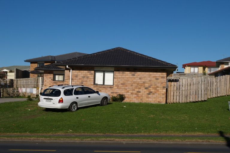 Photo of property in 566 Massey Road, Mangere, Auckland, 2022