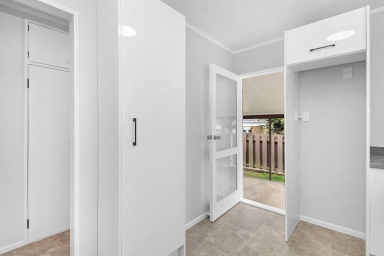 Photo of property in 102 Pasadena Crescent, Totara Park, Upper Hutt, 5018