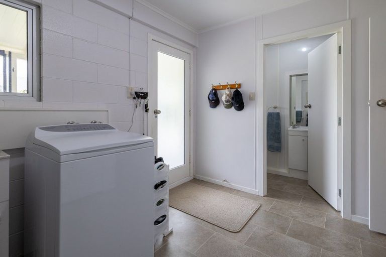 Photo of property in 225 Hoeka Road, Matangi, Hamilton, 3284