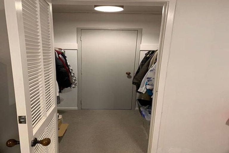 Photo of property in 2/116 Bucklands Beach Road, Bucklands Beach, Auckland, 2012