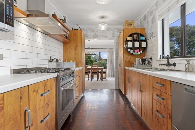 Photo of property in 1 Tamahika Street, Hairini, Tauranga, 3112