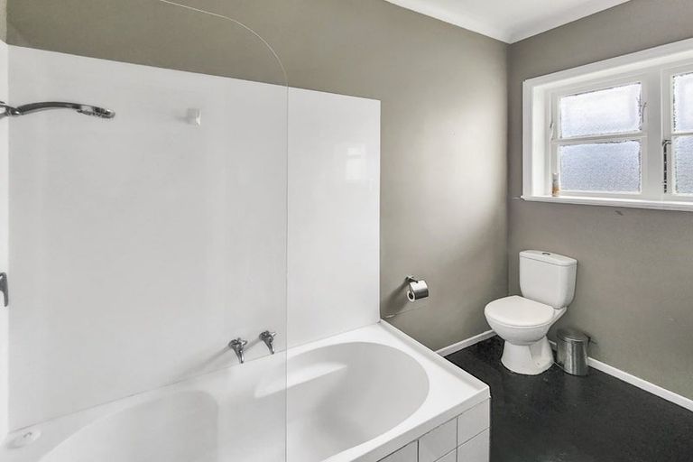 Photo of property in 1 Tyndall Street, Waiwhetu, Lower Hutt, 5010