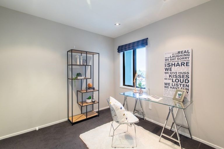 Photo of property in 14 Amberley Place, Flagstaff, Hamilton, 3210