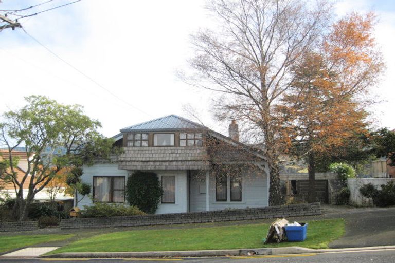 Photo of property in 97 Signal Hill Road, Opoho, Dunedin, 9010