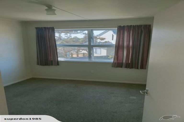 Photo of property in 49 Edgewater Drive, Pakuranga, Auckland, 2010