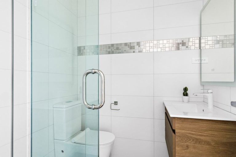 Photo of property in 3a Matakohe Road, Westgate, Auckland, 0814