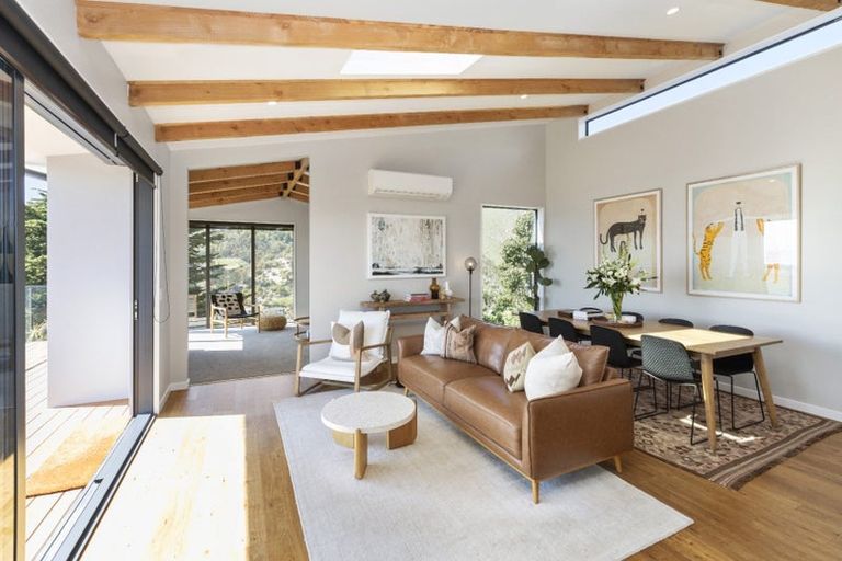 Photo of property in 63 Moncks Spur Road, Redcliffs, Christchurch, 8081