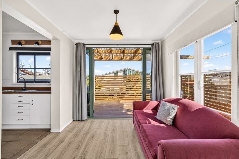 Photo of property in 6 Cambridge Street, Putaruru, 3411