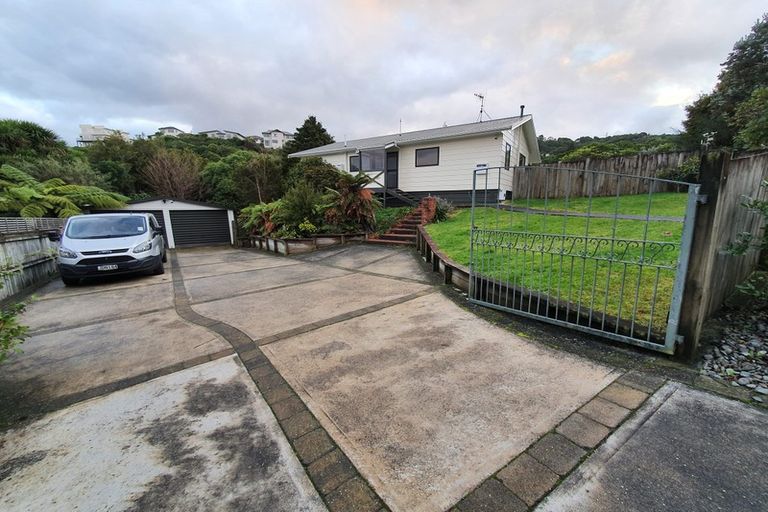 Photo of property in 19 Renoir Avenue, Belmont, Lower Hutt, 5010