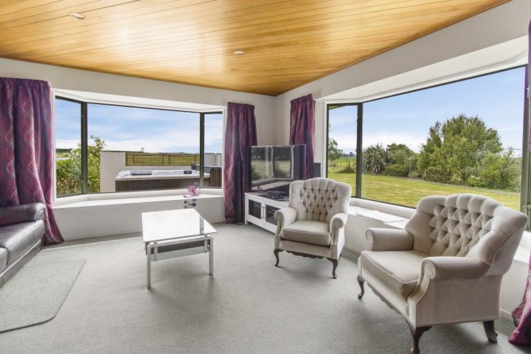 Photo of property in 223 White Road, Milford, Temuka, 7986