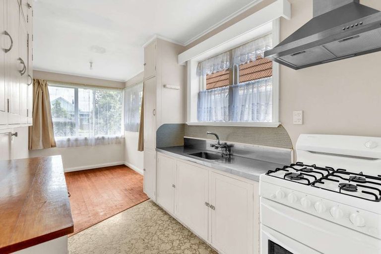 Photo of property in 49 Caius Avenue, Gonville, Whanganui, 4501