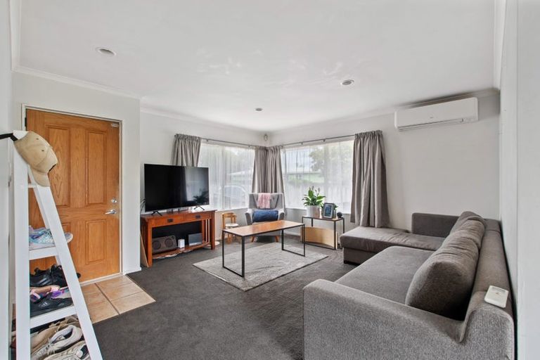 Photo of property in 17a Short Street, Papakura, 2110