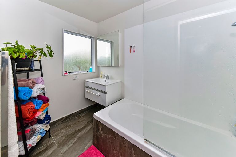 Photo of property in 119 Carnoustie Drive, Wattle Downs, Auckland, 2103