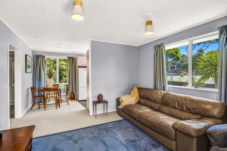 Photo of property in 64 Poplar Avenue, Raumati South, Paraparaumu, 5032