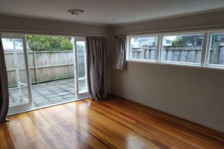 Photo of property in 69 Ngataringa Road, Devonport, Auckland, 0624