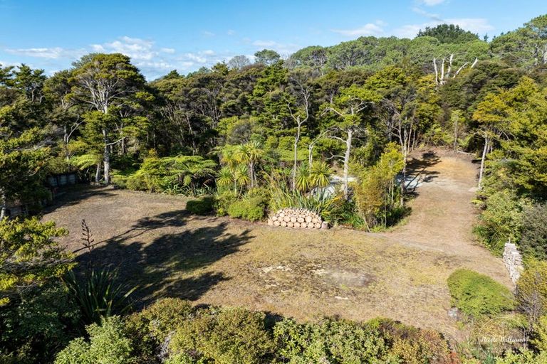 Photo of property in 15 Lancewood Lane, Pahi, Paparoa, 0571