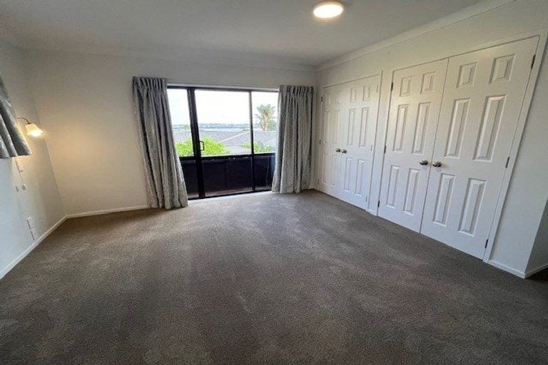 Photo of property in 2/170 Bucklands Beach Road, Bucklands Beach, Auckland, 2012