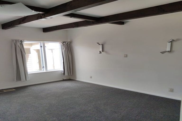 Photo of property in 39b Parkvale Road, Karori, Wellington, 6012