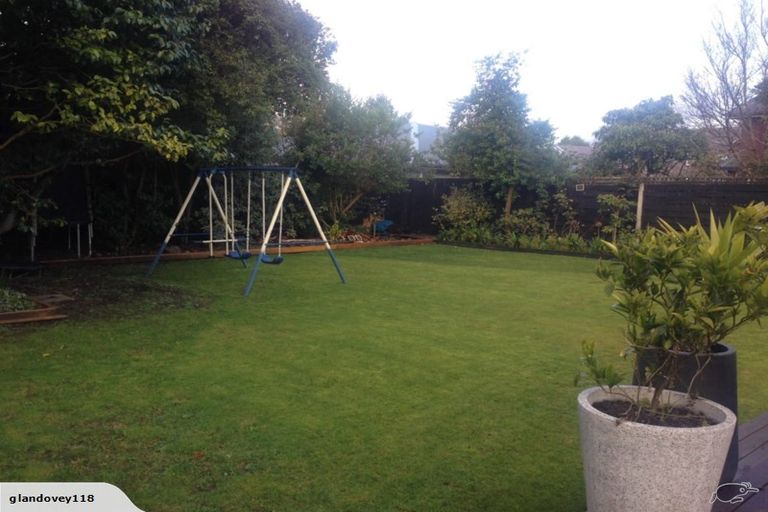 Photo of property in 118 Glandovey Road, Strowan, Christchurch, 8052