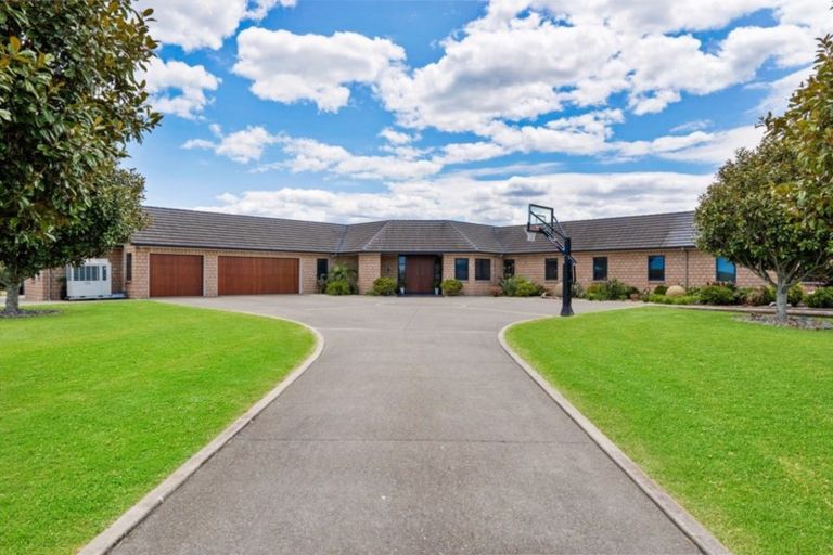 Photo of property in 192 Ellett Road, Karaka, Papakura, 2580