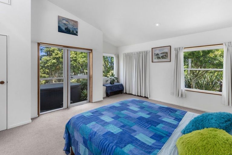 Photo of property in 96 Franklin Road, Parua Bay, 0192