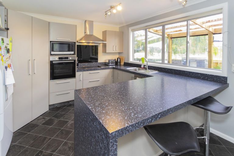 Photo of property in 16 Round Hill Road, Reidston, Oamaru, 9492