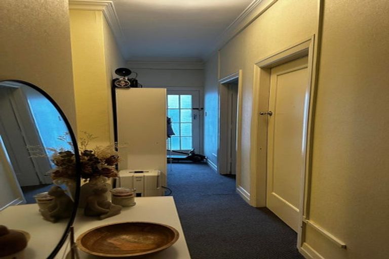 Photo of property in Elms Court Flats, 8/367 The Terrace, Te Aro, Wellington, 6011