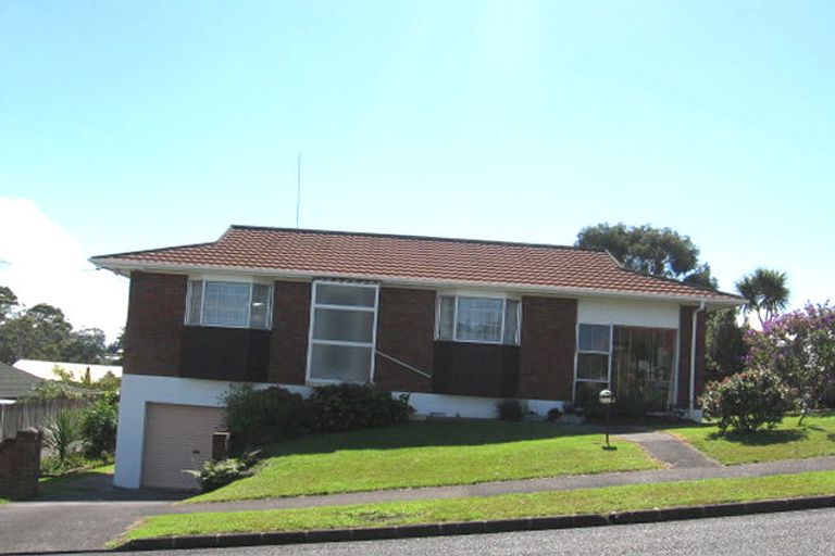 Photo of property in 45c Savoy Road, Glen Eden, Auckland, 0602