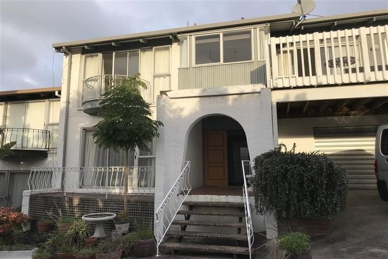 Photo of property in 1/22 Prestige Place, Castor Bay, Auckland, 0620