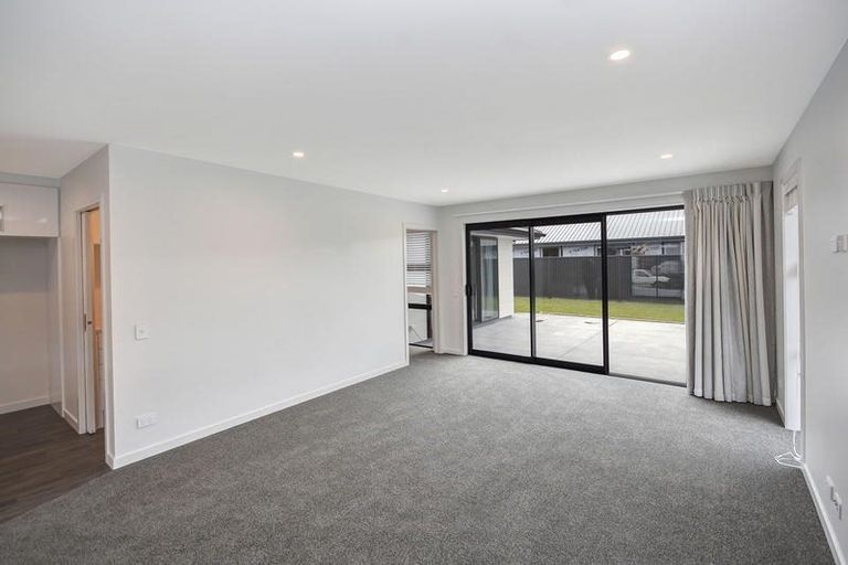 Photo of property in 30 Owhiro Avenue, Mosgiel, 9024