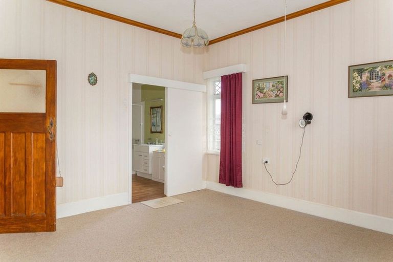 Photo of property in 40 Barraud Street, Dannevirke, 4930