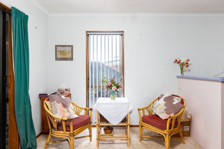 Photo of property in 1 Camellia Avenue, Bell Block, New Plymouth, 4312
