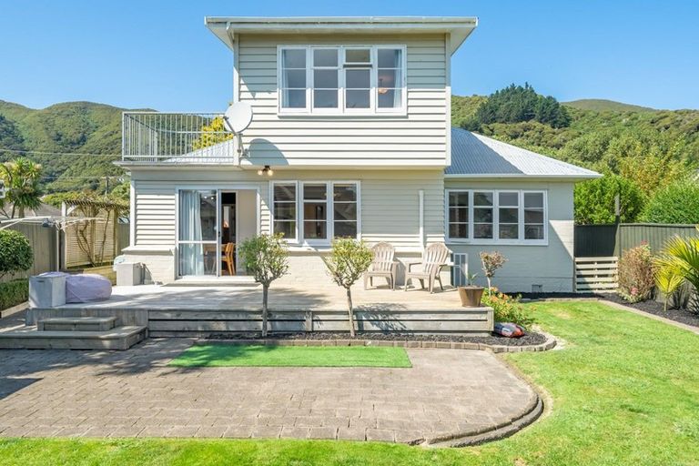 Photo of property in 12 Freyberg Street, Waterloo, Lower Hutt, 5011