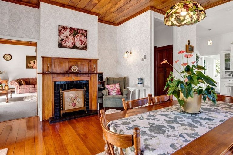 Photo of property in 16 Fairfield Road, Hawera, 4610