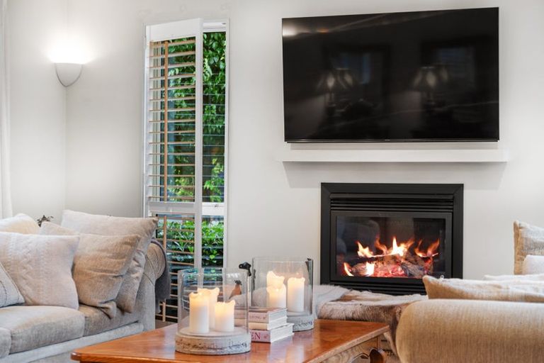 Photo of property in 8 Lime Tree Lane, Harewood, Christchurch, 8051