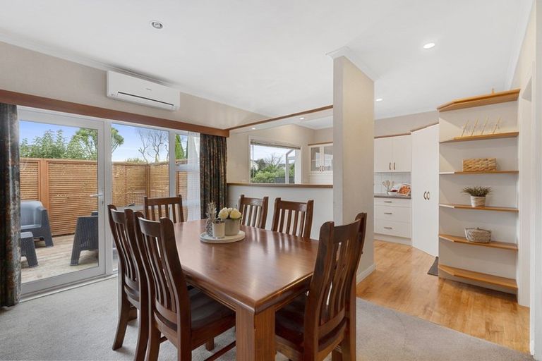 Photo of property in 17 Miles Place, Awapuni, Palmerston North, 4412