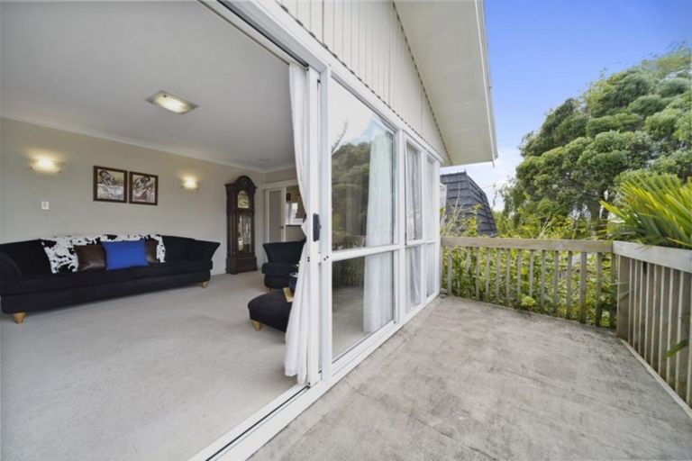 Photo of property in 180 Fisher Parade, Farm Cove, Auckland, 2012