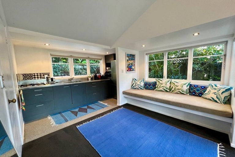 Photo of property in 23 Cheltenham Road, Devonport, Auckland, 0624