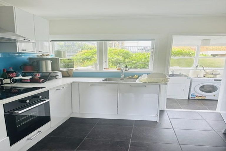 Photo of property in 3/7 Newhaven Terrace, Mairangi Bay, Auckland, 0630