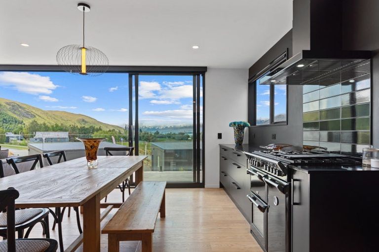 Photo of property in 35 D'archiac Drive, Lake Tekapo, 7999