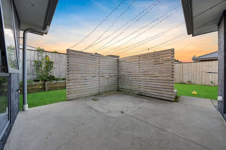 Photo of property in 8 Millbrae Place, Pokeno, 2402