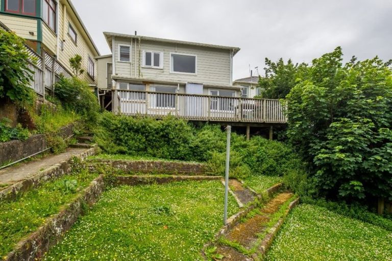 Photo of property in 7 Murray Street, Island Bay, Wellington, 6023