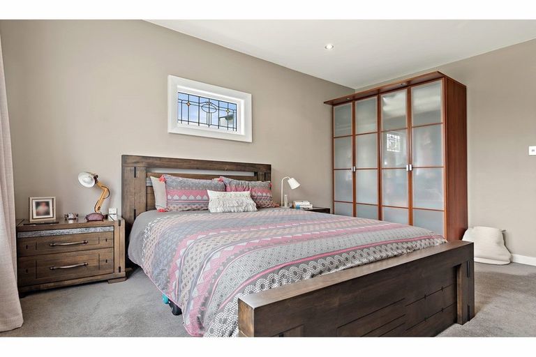 Photo of property in 6 Mortlake Street, Islington, Christchurch, 8042